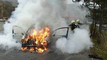 Požár automobilu u Sulkova