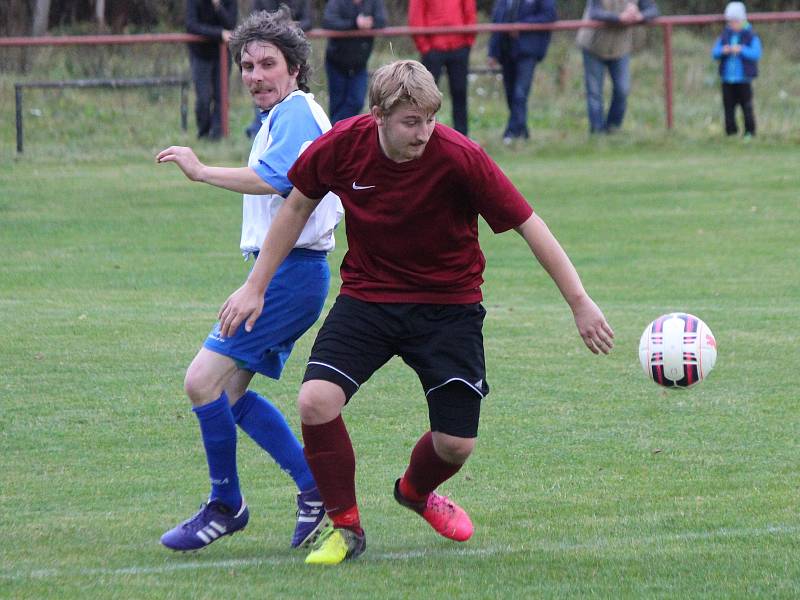 1. B třída 2017/2018: Pačejov (bílé dresy) - Chanovice 2:2