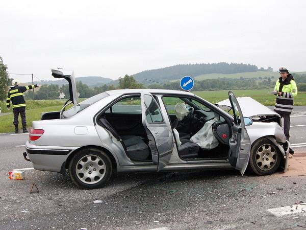 Srážka dvou peugeotů na Bukováku