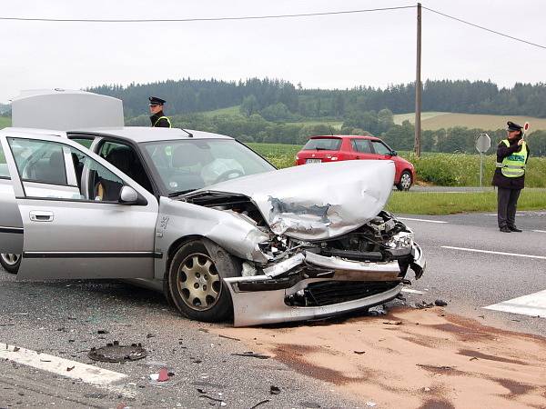 Srážka dvou peugeotů na Bukováku