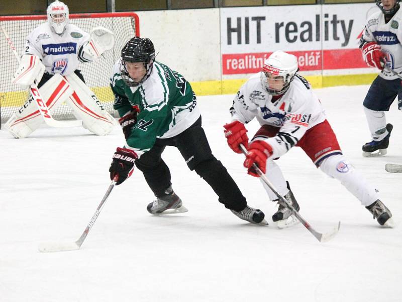 Krajská liga juniorů 2016/2017: HC Klatovy B (bílé dresy) - HC Slavoj Český Krumlov 4:5sn