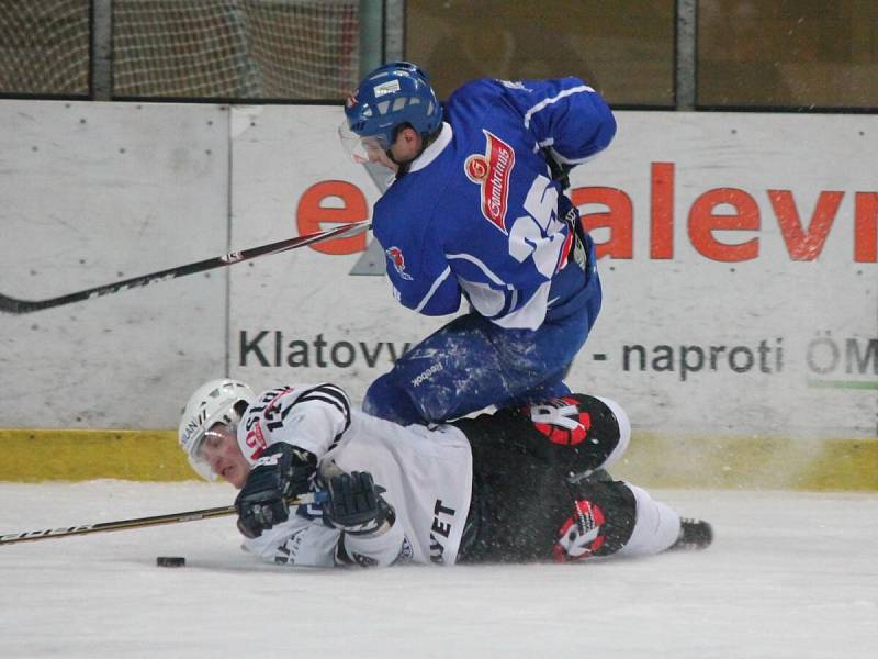 II. liga SHC Klatovy - HC Tábor 3:1.