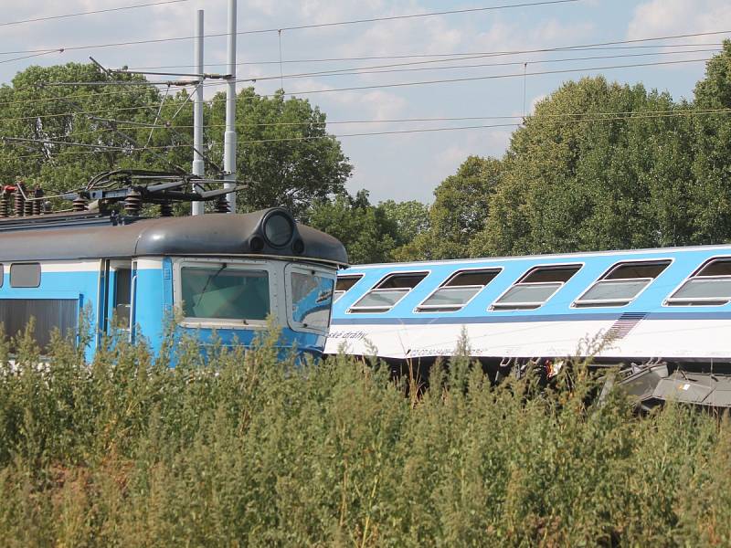 Srážka dvou vlaků u Horažďovic.