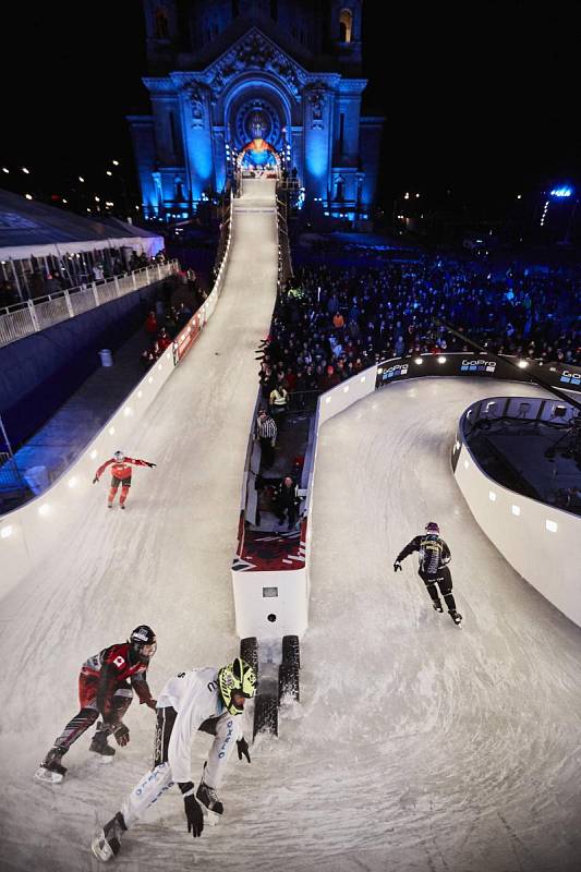 Václav Kosnar z Klatov při závodě série Red Bull Crashed Ice 2017 v americkém Saint Paul