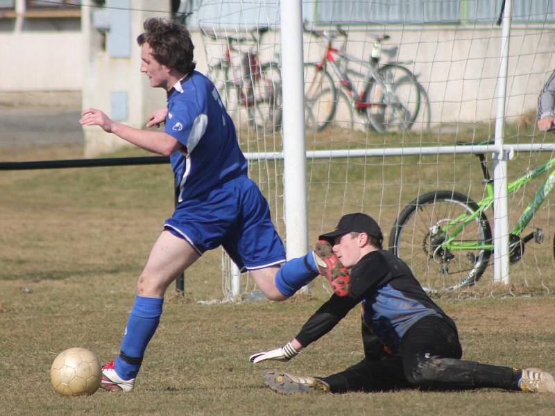 Vrhaveč B - Janovice 2:5.