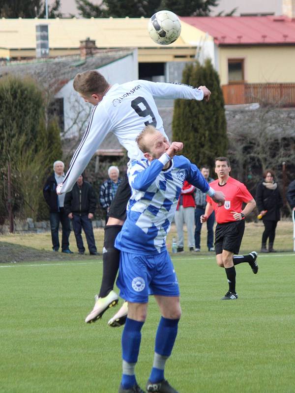 Krajský přebor 2017/2018: Sušice (bílé dresy) - Nýrsko 1:2