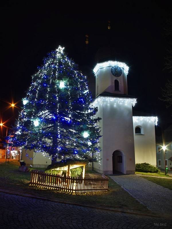 Vánoční strom v Železné Rudě.