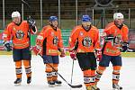 Šumavská liga amatérského hokeje: AHC Vačice (oranžové dresy) - HC 2009 Nýrsko 8:4 