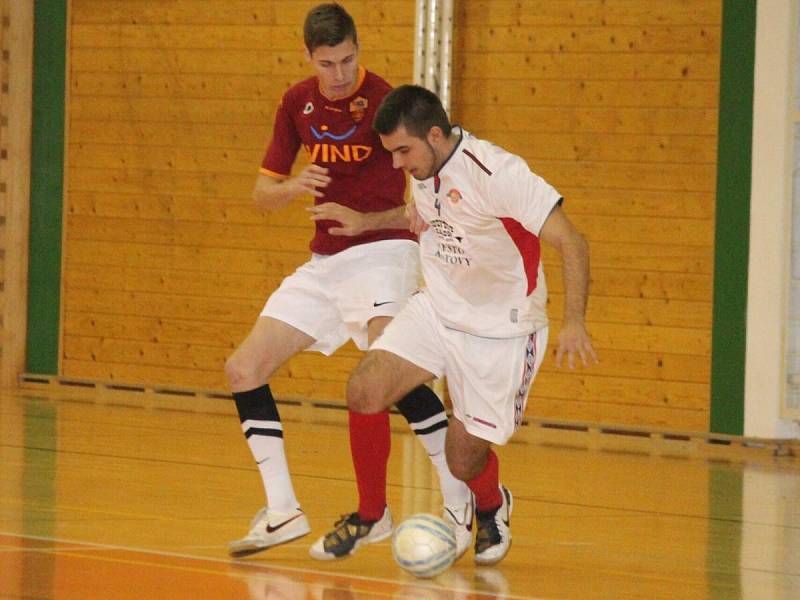 V Klatovech se bojovalo v okresní soutěži ve futsalu o "bednu".