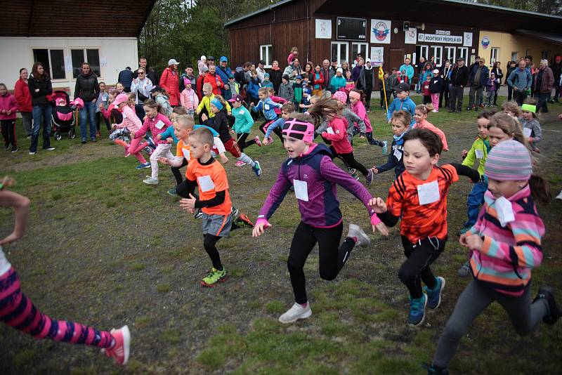 Přespolní běh v Mochtíně v roce 2019 přilákal rekordní účast.