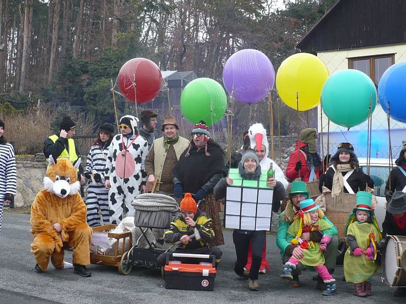 Masopustní průvod v Malém Boru.