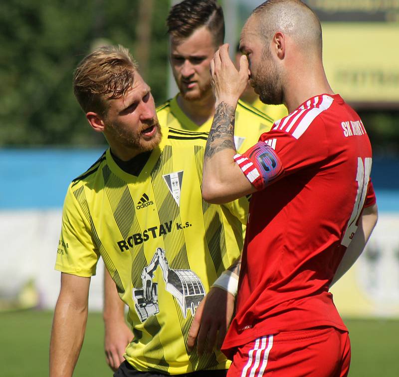 29. kolo FORTUNA divize A: FK ROBSTAV Přeštice - SK Klatovy 1898 3:1 (0:1).