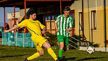 15. kolo III. třídy: FK Budětice 2012 (žlutí) - SK Velhartice 2:0.