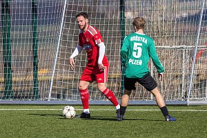 Fotbalista Tadeáš Přibáň v dresu divizních Klatov.