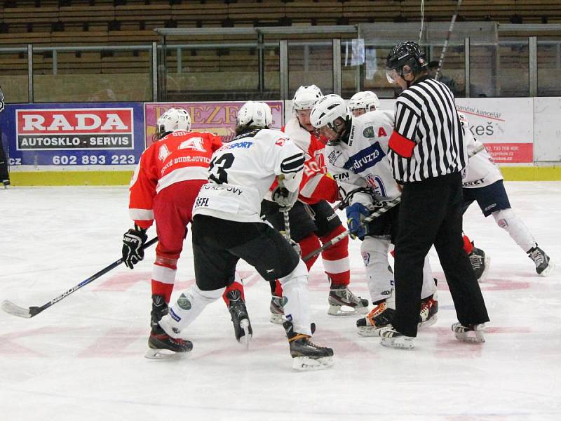 Krajská liga juniorů jižních Čech: HC Klatovy B (bílé dresy) - HC DDM České Budějovice 1:5