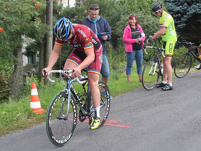 Cyklistika: Časovka cykloservisu Malát, start v Patrasce