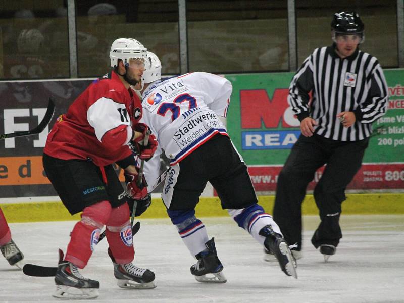 Přípravný zápas 2016: SHC Klatovy (červené dresy) - 1. EV Weiden 7:1