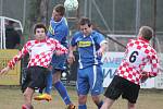 Krajský přebor mužů: Luby (v červeném) - Klatovy 0:3.