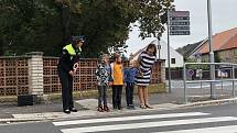 Městská policie v Sušici učila děti přecházet.
