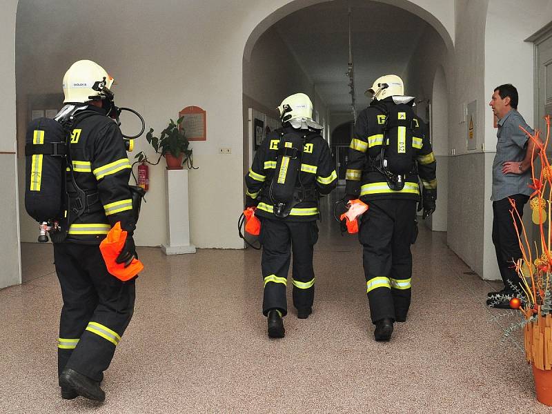 Požární cvičení v sušickém gymnáziu