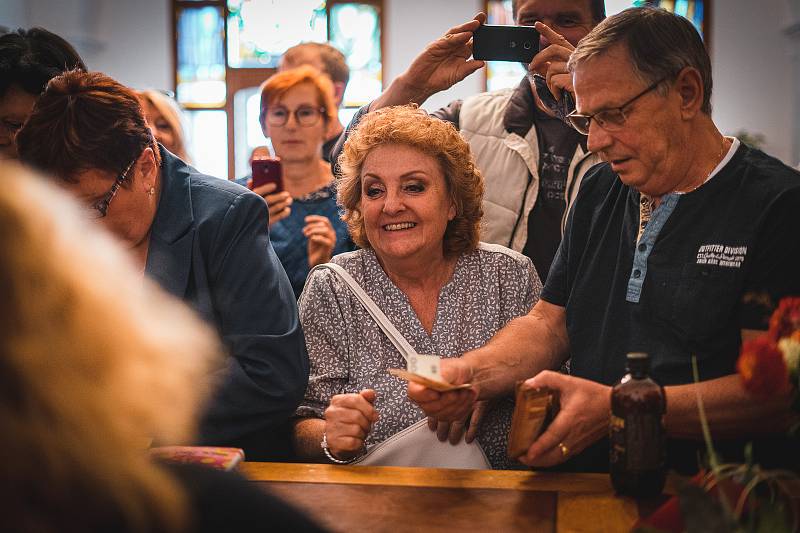 Beseda s Halinou Pawlowskou v rámci dnů kulturního dědictví v Klatovech.