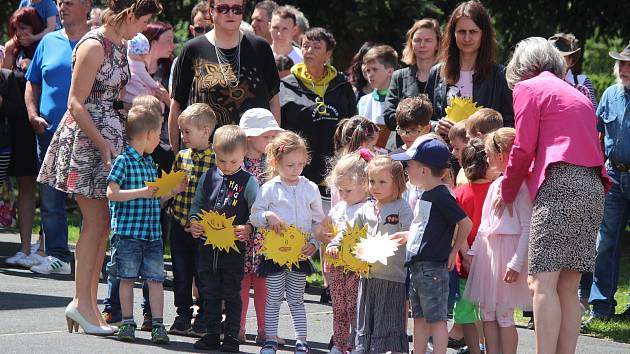 Oslavy 130. výročí založení školy v Bolešinech.