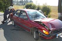 Nehoda tří aut mezi Malým Borem a Hradešicemi zablokovala hlavní tah Klatovy – Horažďovice.