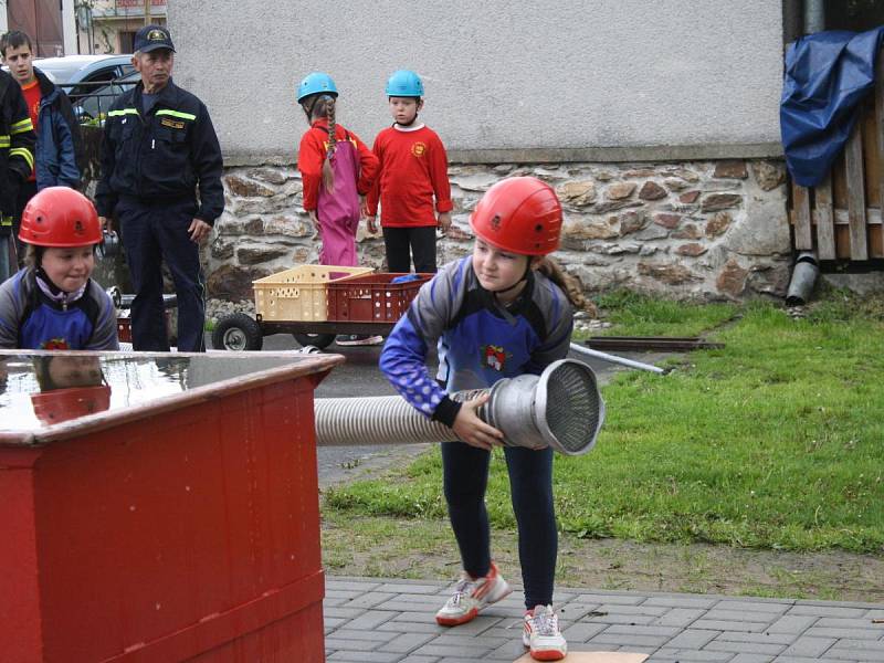 V Nýrsku v sobotu soutěžili mladí i dospělí hasiči
