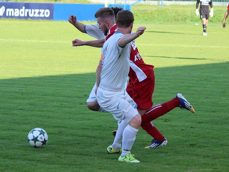 Divize 2017/2018: Klatovy (červené dresy) - Aritma Praha 2:0
