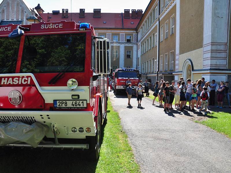 Požární cvičení v sušickém gymnáziu