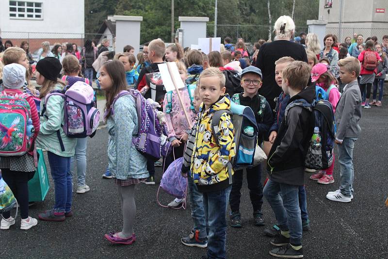 Zahájení školního roku v Masarykově základní škole v Klatovech.