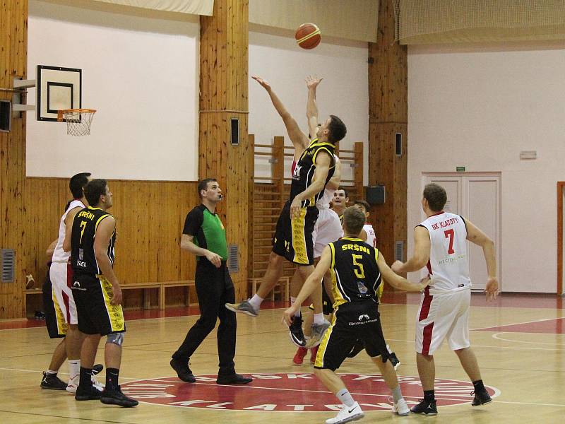 Český pohár 2017 - 3. kolo: BK Klatovy (bílé dresy) - Sokol Písek 36:85