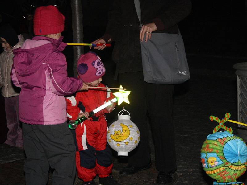 Lampionový průvod ve Strážově.