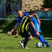 Okresní přebor, 25. kolo: TJ Sokol Hradešice (na snímku fotbalisté ve žlutočerných dresech) - TJ Sokol Vrhaveč (modří) 1:0.