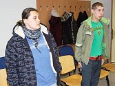 Až deset let vězení hrozí Ivetě Pešlové a Vojtěchovi Součkovi, kteří se u klatovského soudu zpovídají z loupeže.
