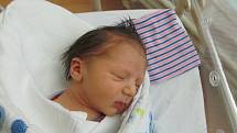 IONUT GUMAN z Klatov se narodil v klatovské porodnici 30. října 10.15 hodin (2930 g). Rodiče Nikola a Marián věděli, že jejich prvorozené dítě bude syn.
