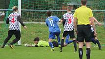 Fotbalisté klatovských dorostů (na archivních fotografiích hráči v modrých dresech) porazili Příbram. Devatenáctka otočila zápas ze stavu 0:2 na 4:2 a hráči do 17 let soupeře udolali těsně 1:0.