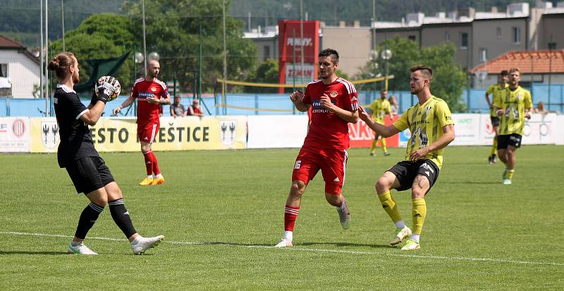 29. kolo FORTUNA divize A: FK ROBSTAV Přeštice - SK Klatovy 1898 3:1 (0:1).