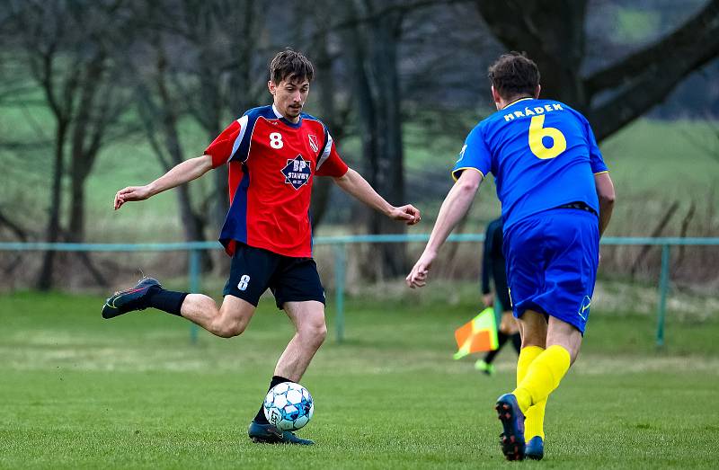 19. kolo I. A třídy: Svatobor Hrádek (modří) - Žákava 0:4.