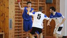 Basketbal, krajské finále SŠ: Gymnázium Klatovy (modří) - Gymnázium Domažlice