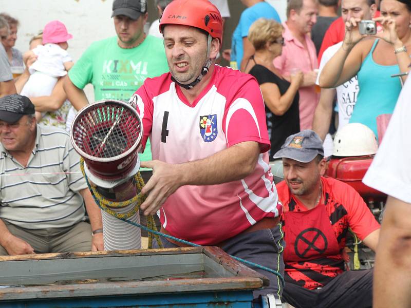 Jedenácté kolo Pošumavské hasičské ligy a dětský pouťový pohár v Malé Vísce