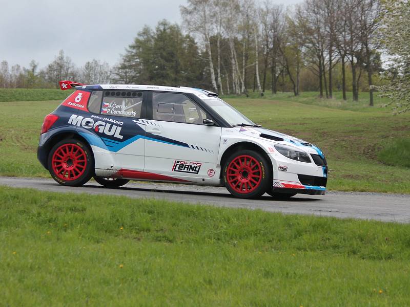 Testování Škody Fabia S2000 před Rallye Šumava s pilotem Janem Černým.