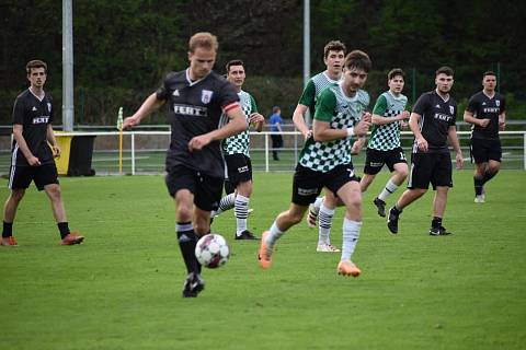 FORTUNA divize A, 22. kolo: FC Rokycany - Spartak Soběslav (fotbalisté v černých dresech) 2:0.