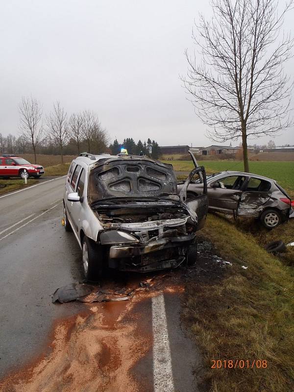 Dopravní nehoda předsedy klatovského soudu u Janovic nad Úhlavou.