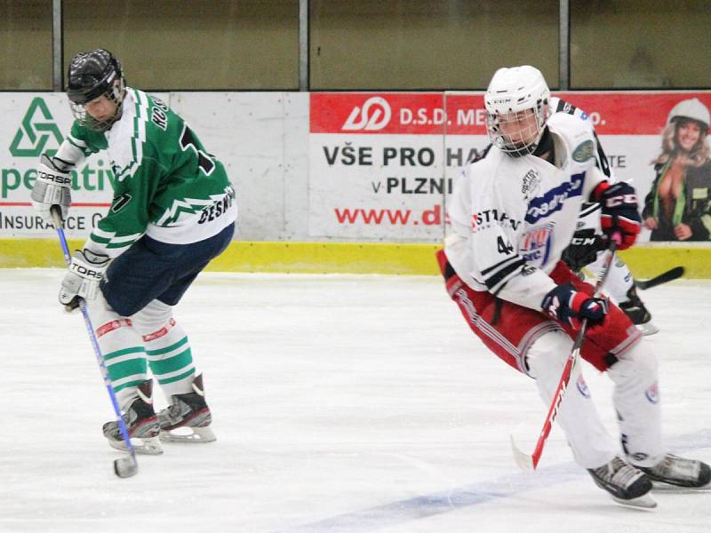 Krajská liga juniorů 2016/2017: HC Klatovy B (bílé dresy) - HC Slavoj Český Krumlov 4:5sn