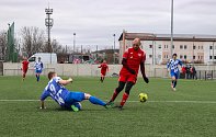 Zimní příprava 2024: SK Petřín Plzeň - FK Okula Nýrsko (na snímku fotbalisté v modro-bílých dresech) 5:2 (0:2).