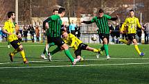 17. kolo FORTUNA divize A: FC Rokycany (zelení) - Přeštice 2:3.