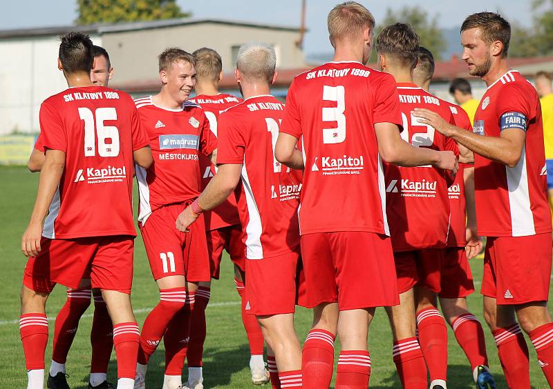 10. kolo FORTUNA divize A: SK Klatovy 1898 (červení) -  SK SENCO Doubravka (žlutí) 2:1 (1:0).