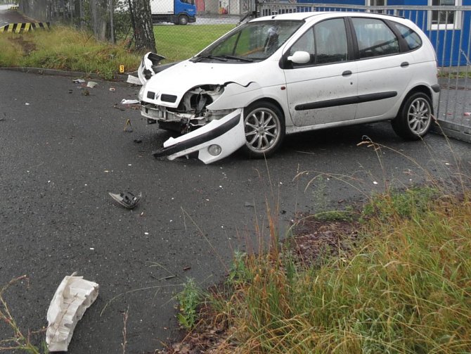 Nehoda opilého řidiče v Lubech