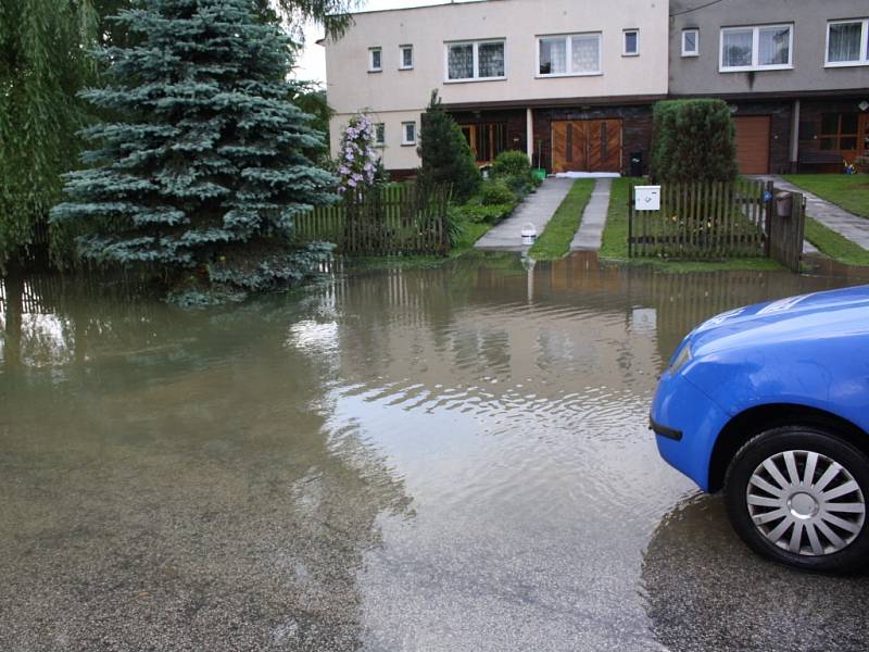 Zaplavené Petrovice u Karviné po vylití říčky Petrůvky. 